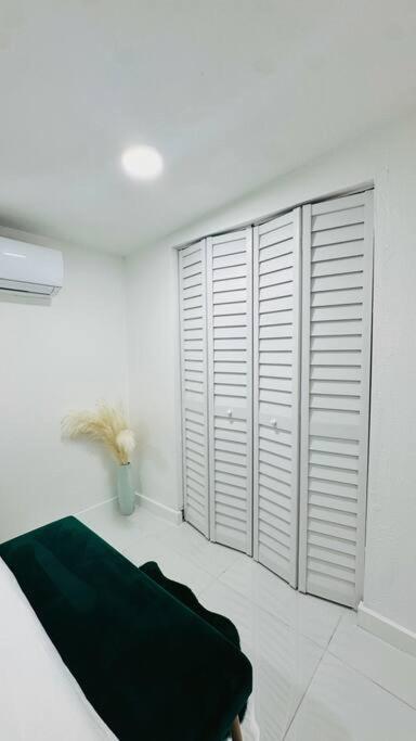 Conociendo Miami Apartment Hialeah Exterior photo