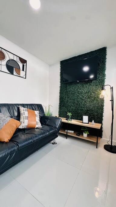 Conociendo Miami Apartment Hialeah Exterior photo